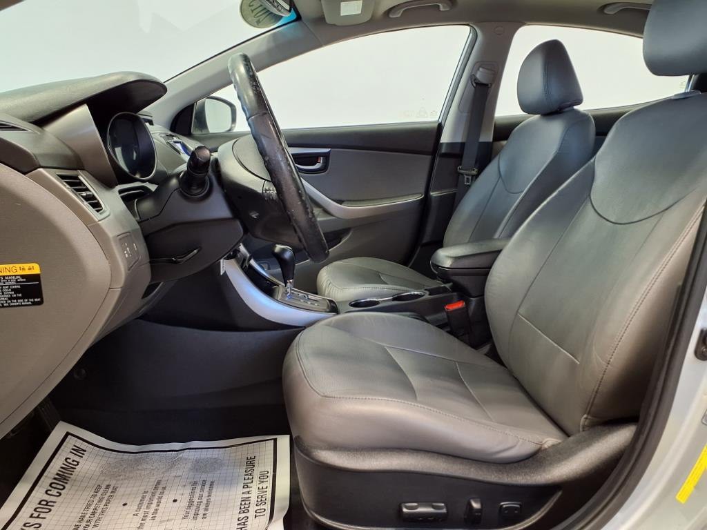 2013 Hyundai Elantra Image 14