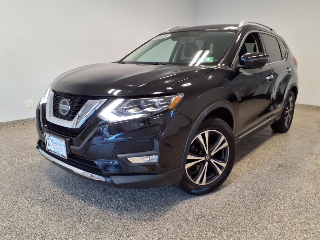 2018 Nissan Rogue Image 1