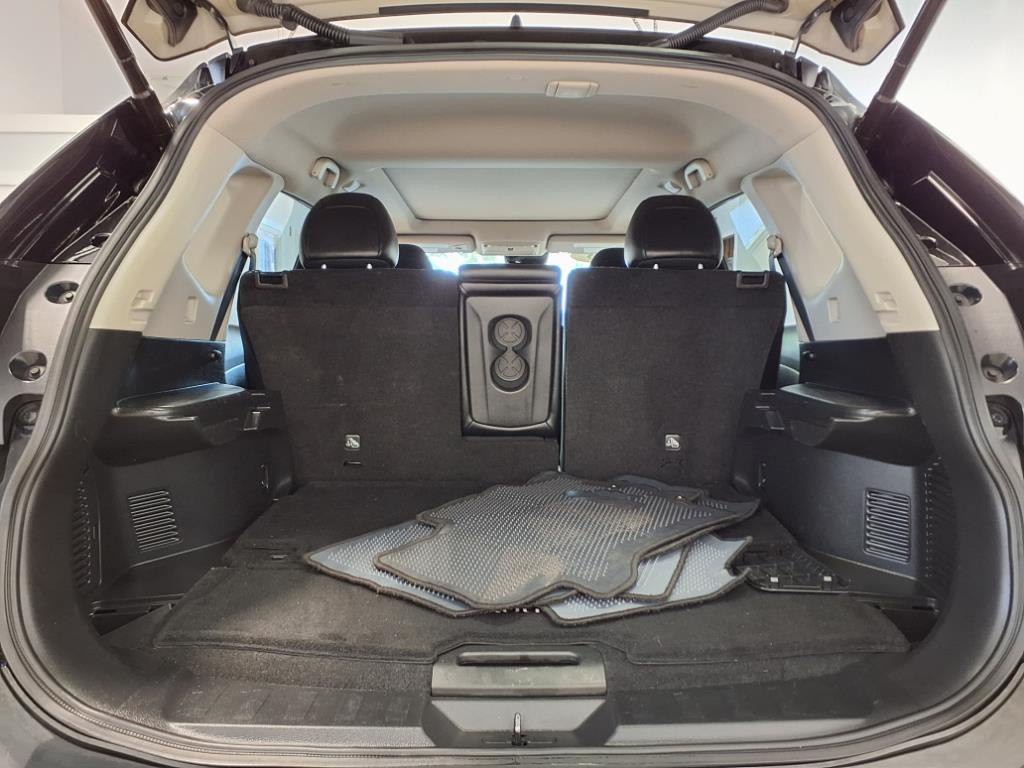 2018 Nissan Rogue Image 8