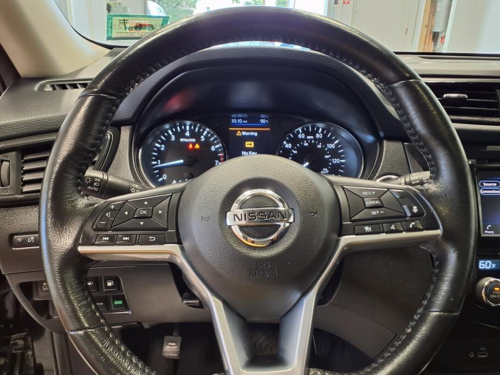 2018 Nissan Rogue Image 18