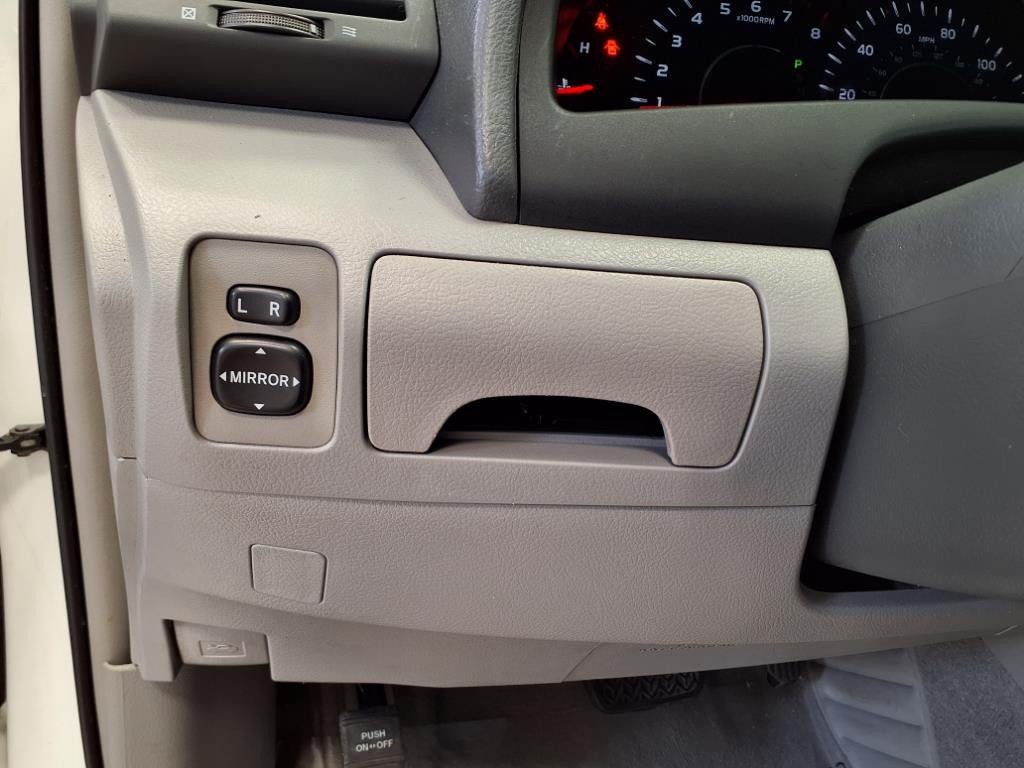 2009 Toyota Camry Image 15