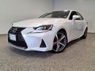 Image for 2018 Lexus IS 300 BASE ID: 6718605