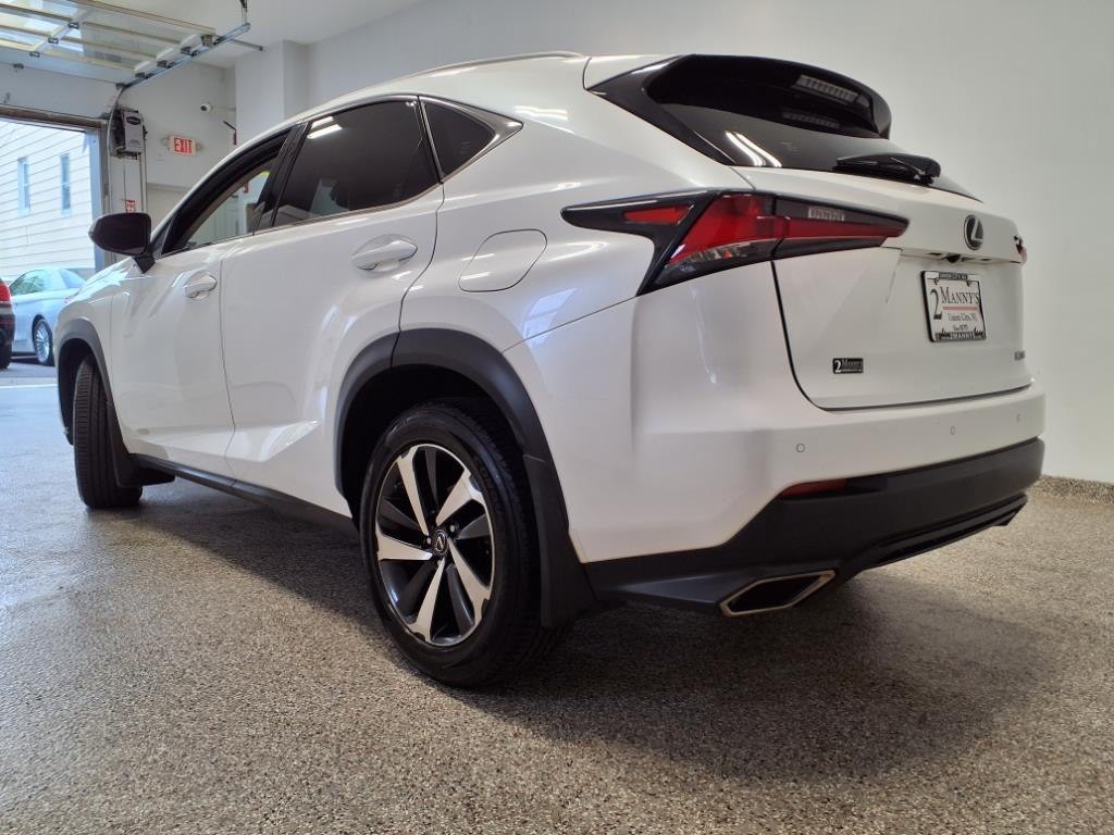 2018 Lexus NX 300 Image 2