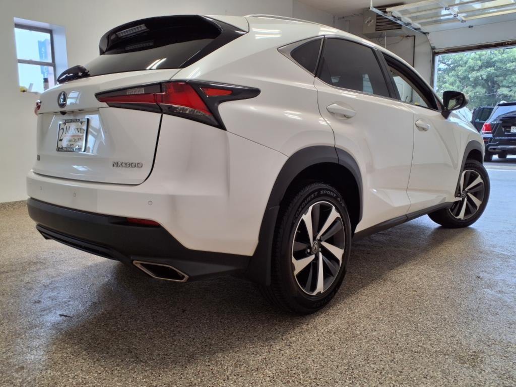2018 Lexus NX 300 Image 3