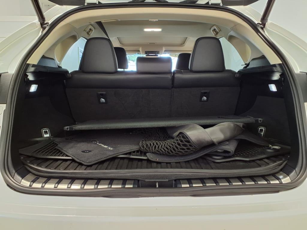2018 Lexus NX 300 Image 8
