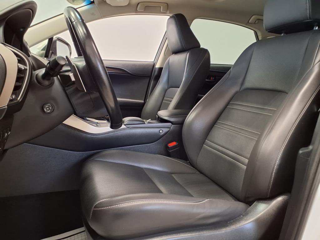 2018 Lexus NX 300 Image 15