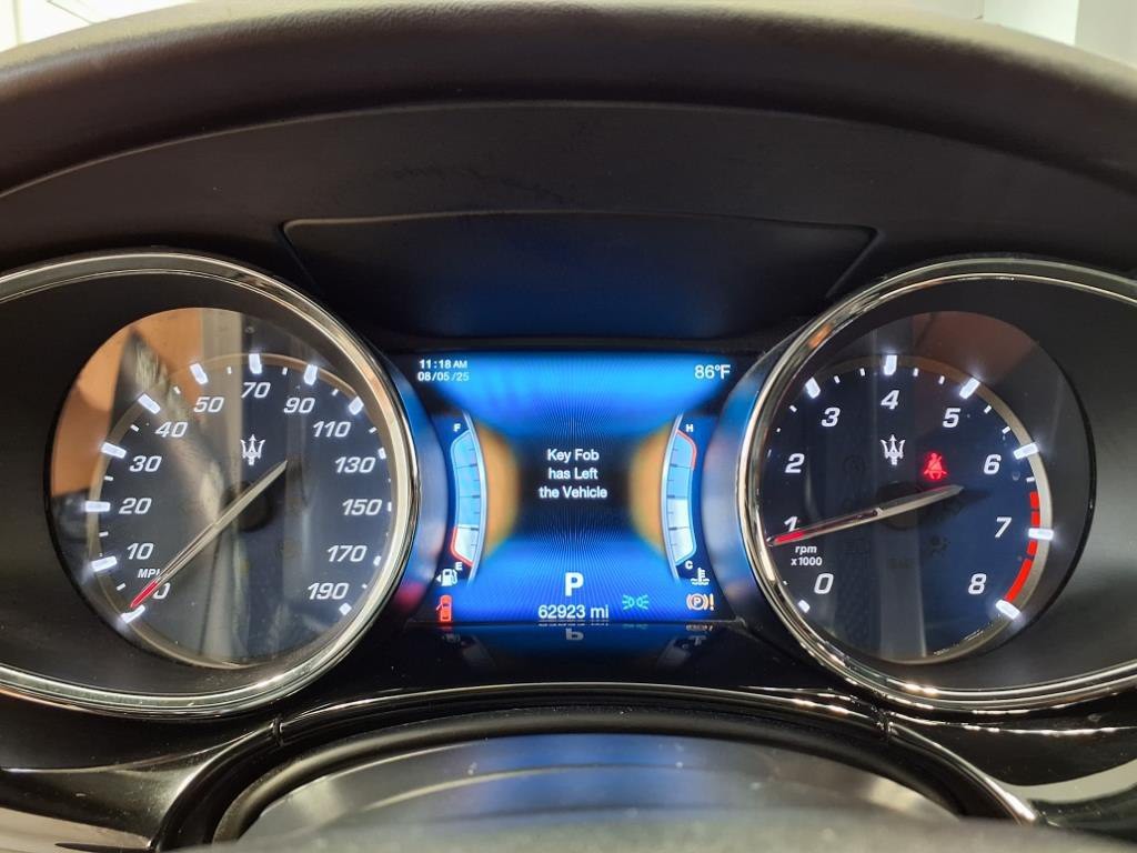 2017 Maserati Quattroporte Image 25