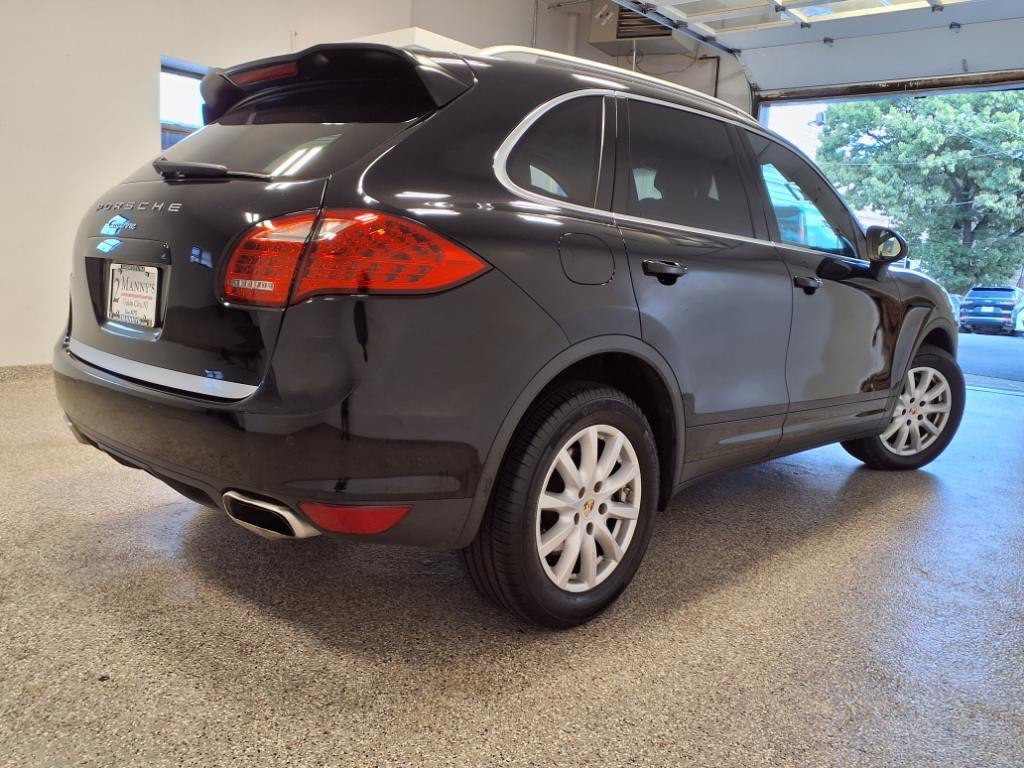 2011 Porsche Cayenne Image 4