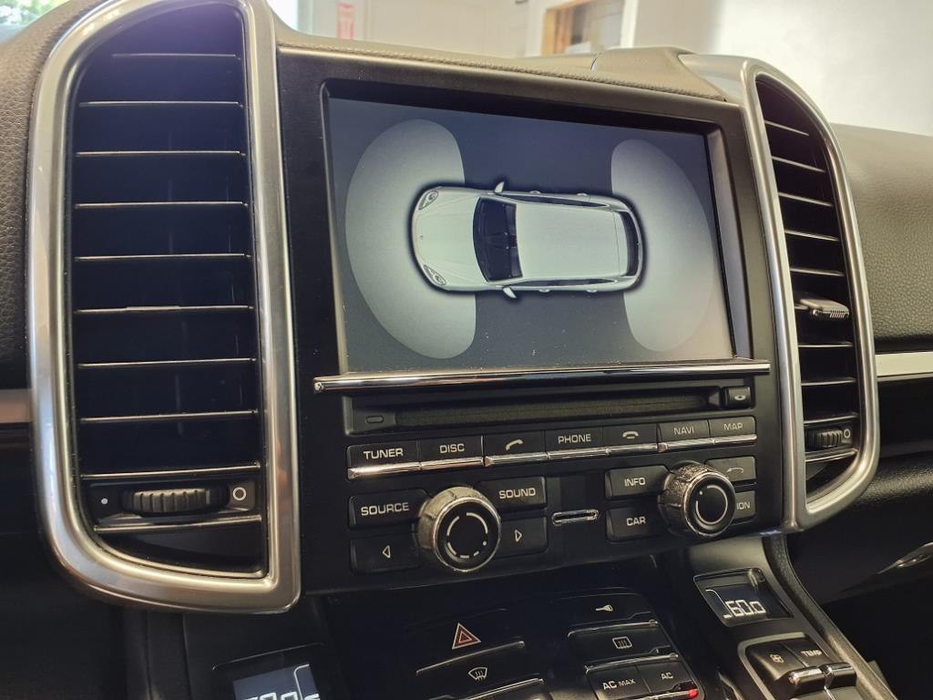 2011 Porsche Cayenne Image 19
