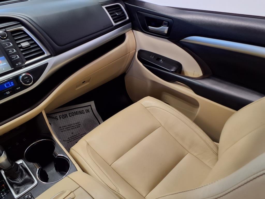 2018 Toyota Highlander Image 12