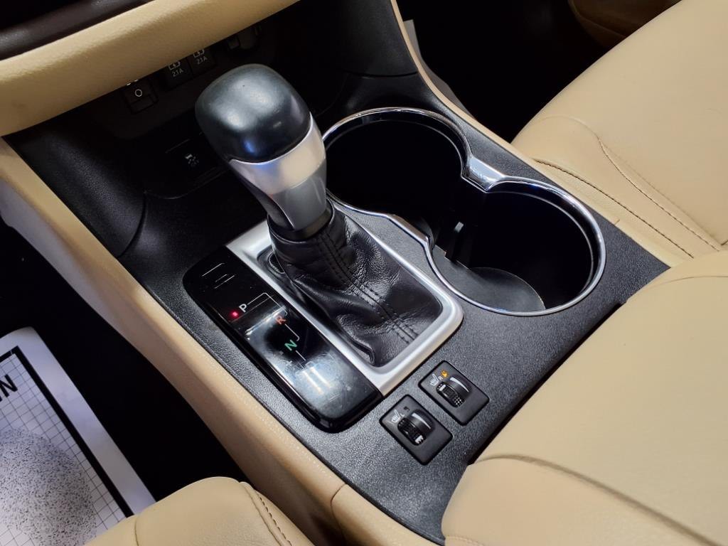 2018 Toyota Highlander Image 17