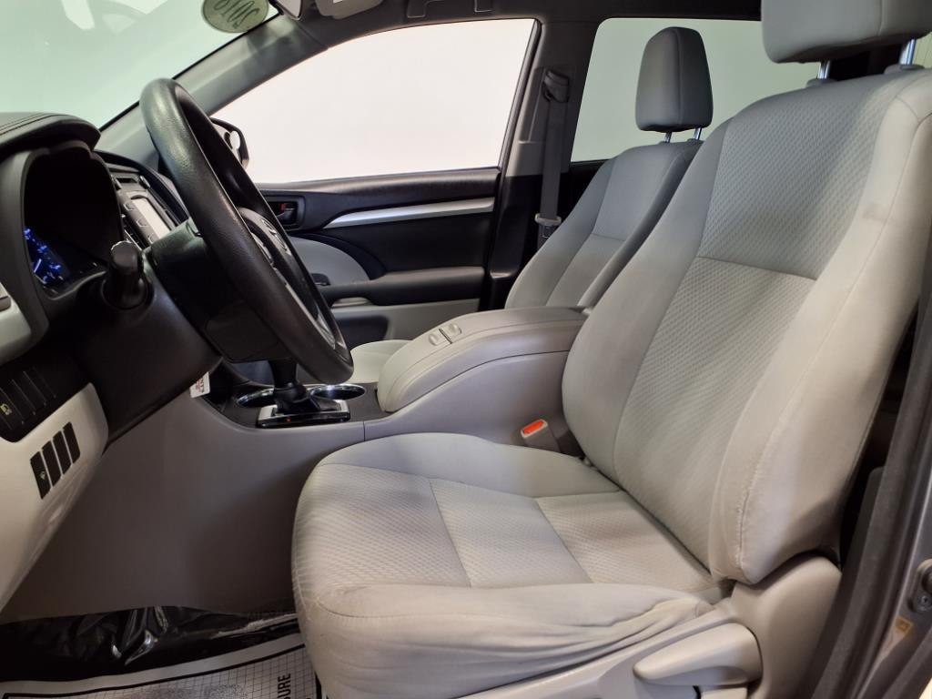 2018 Toyota Highlander Image 15
