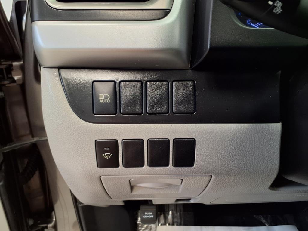2018 Toyota Highlander Image 16