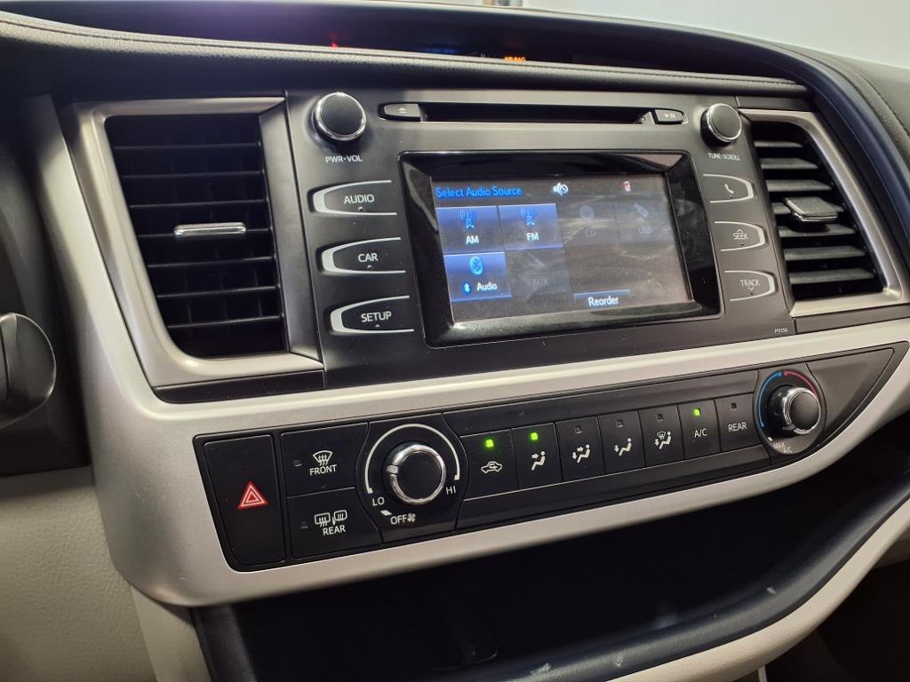 2018 Toyota Highlander Image 18