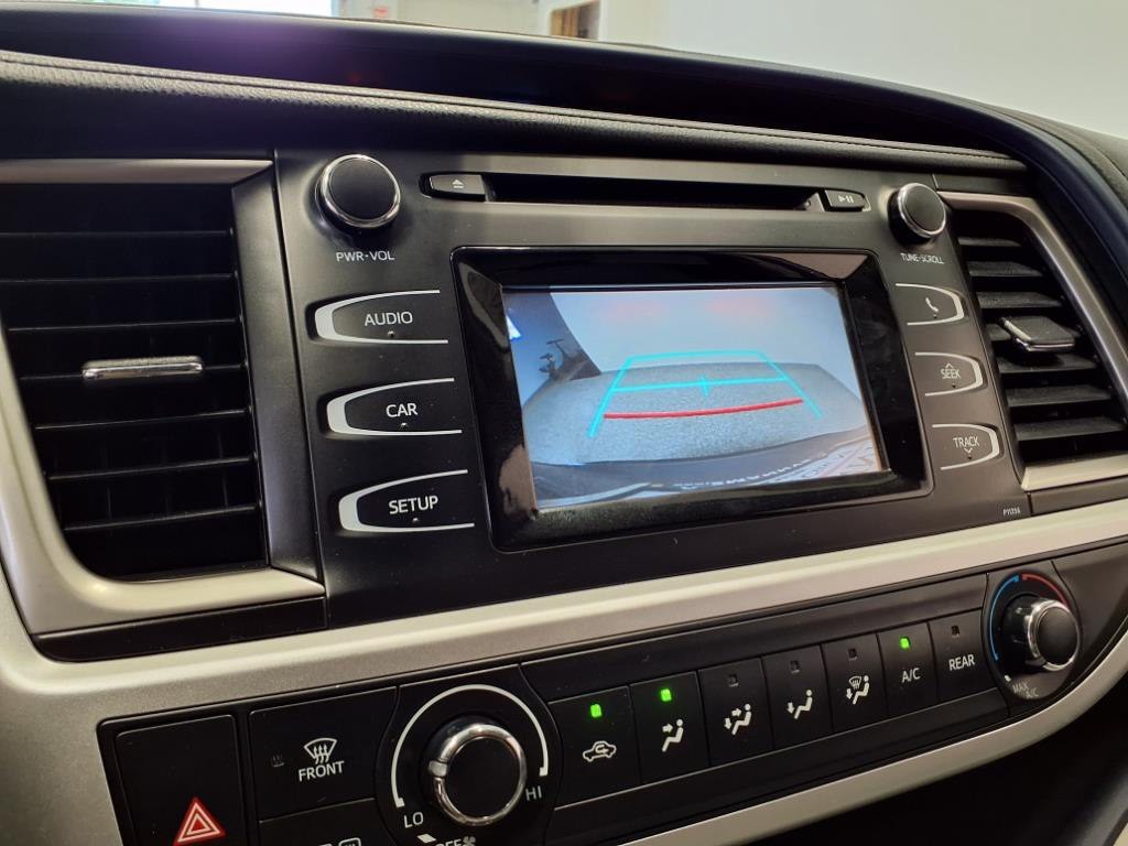 2018 Toyota Highlander Image 19