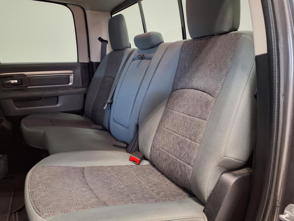 2016 RAM 1500 Image 9