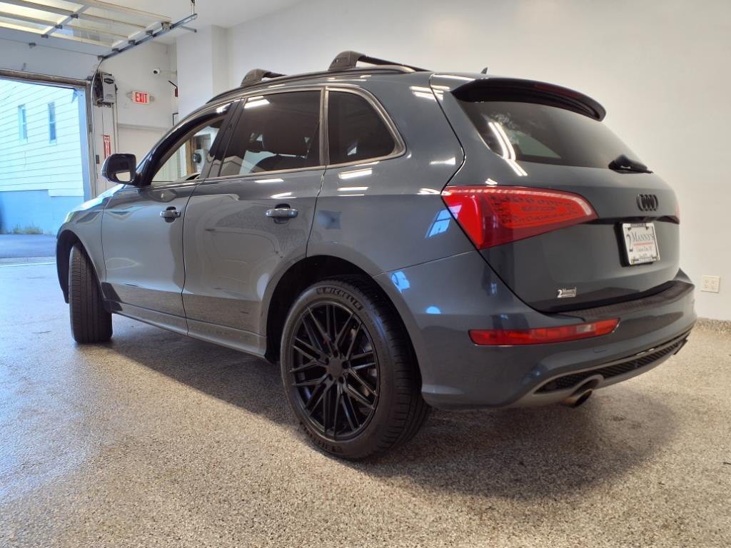 2011 Audi Q5 Image 2