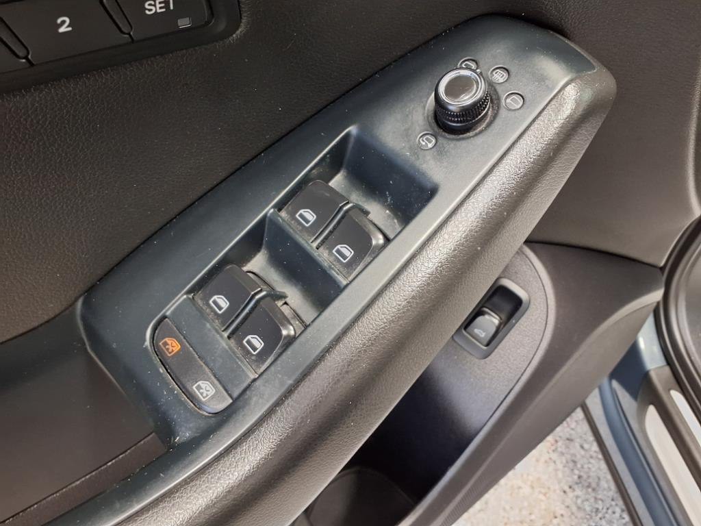 2011 Audi Q5 Image 14