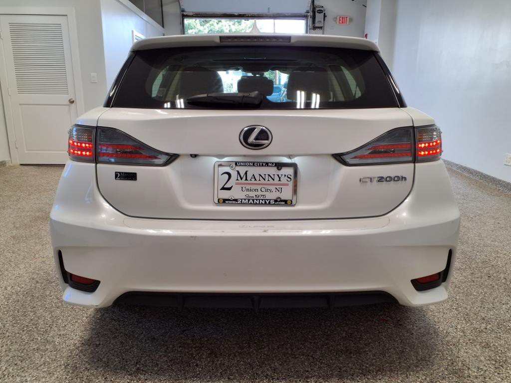 2014 Lexus CT 200h Image 3
