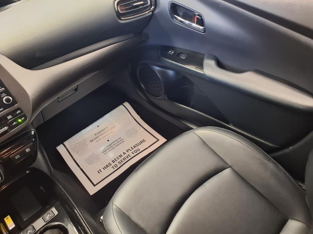 2021 Toyota Prius Image 12