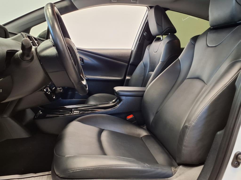2021 Toyota Prius Image 14