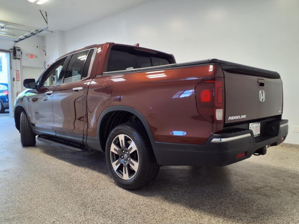 2019 Honda Ridgeline Image 2