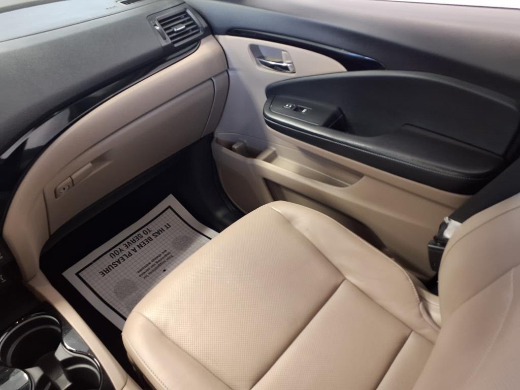 2019 Honda Ridgeline Image 11