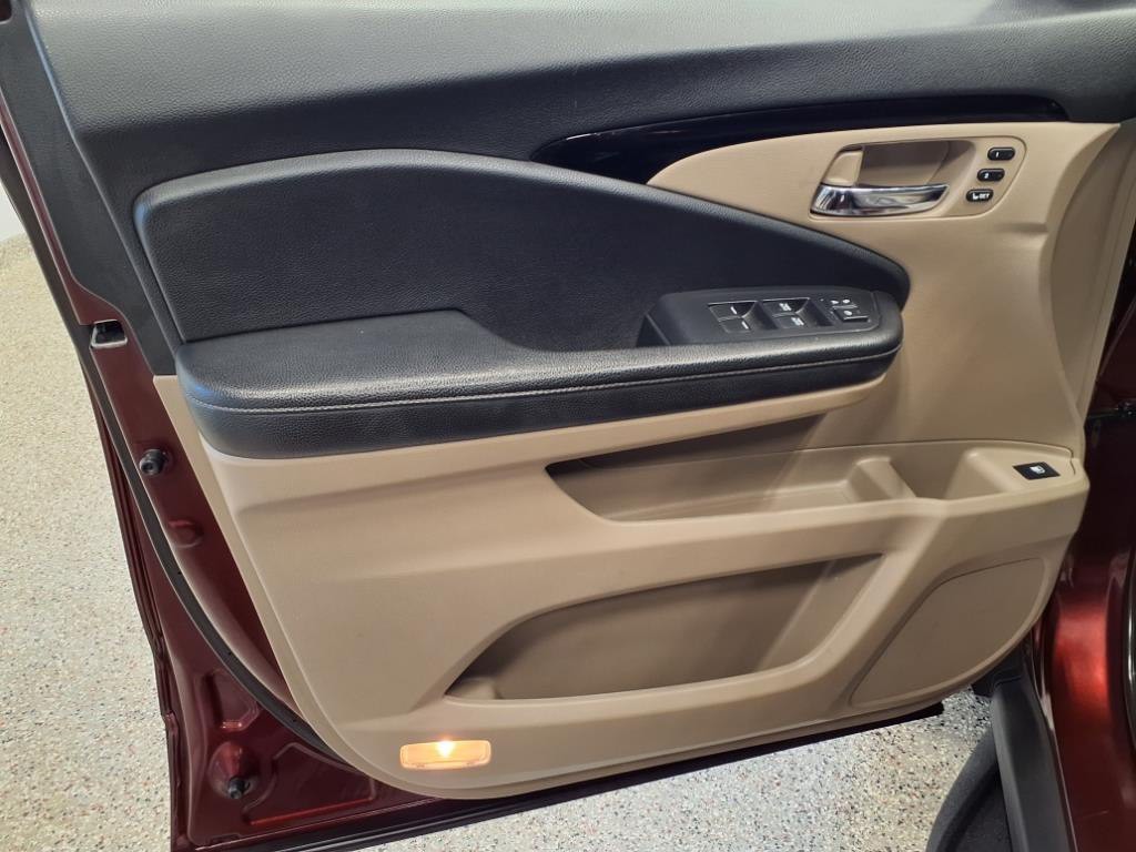 2019 Honda Ridgeline Image 12