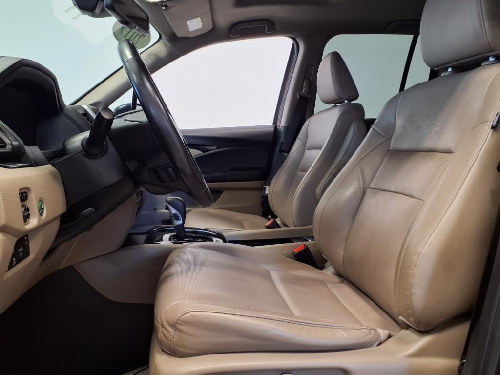 2019 Honda Ridgeline Image 13