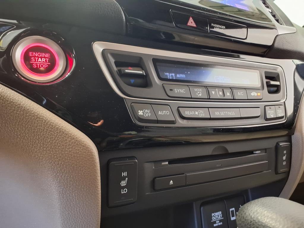 2019 Honda Ridgeline Image 16