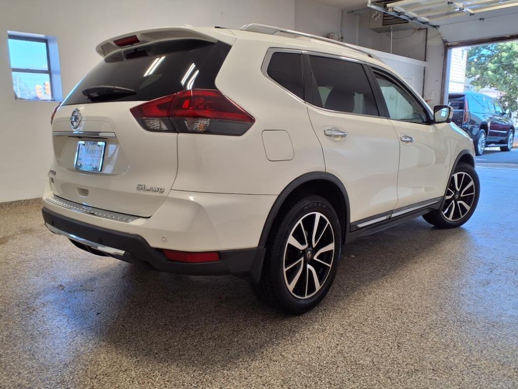 2019 Nissan Rogue Image 3