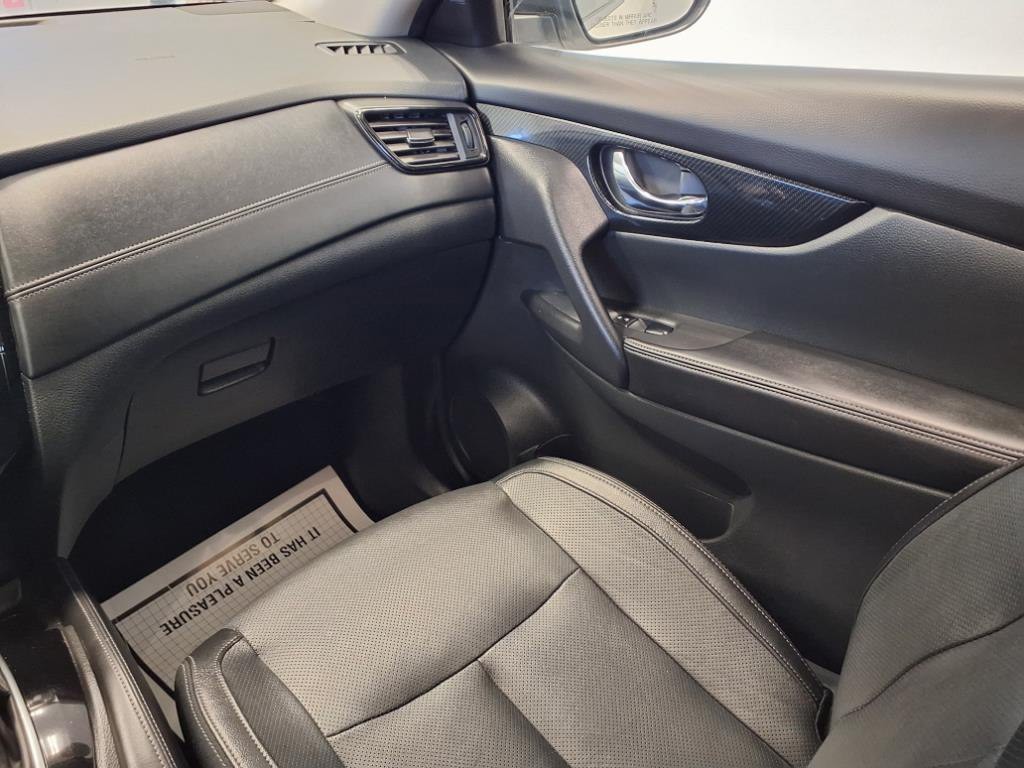 2019 Nissan Rogue Image 11