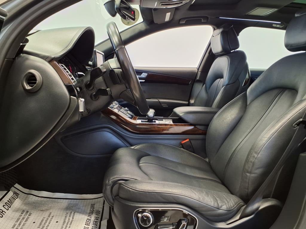2015 Audi A8 Image 14