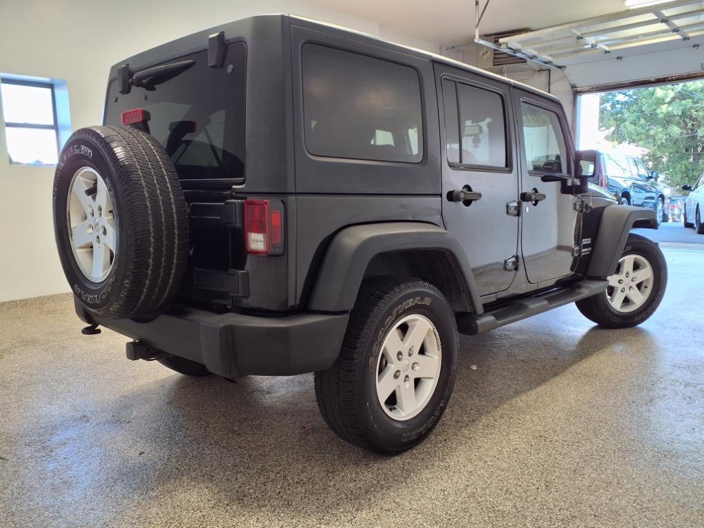 2013 Jeep Wrangler Unlimited Image 4