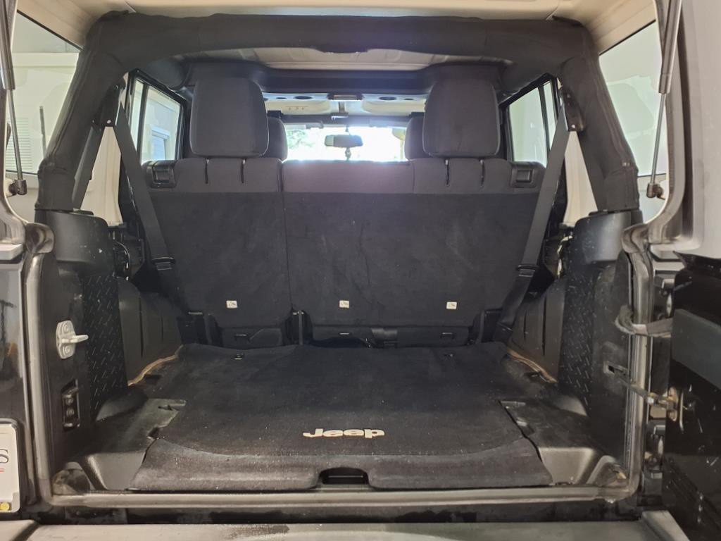 2013 Jeep Wrangler Unlimited Image 8