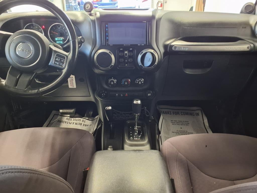 2013 Jeep Wrangler Unlimited Image 11