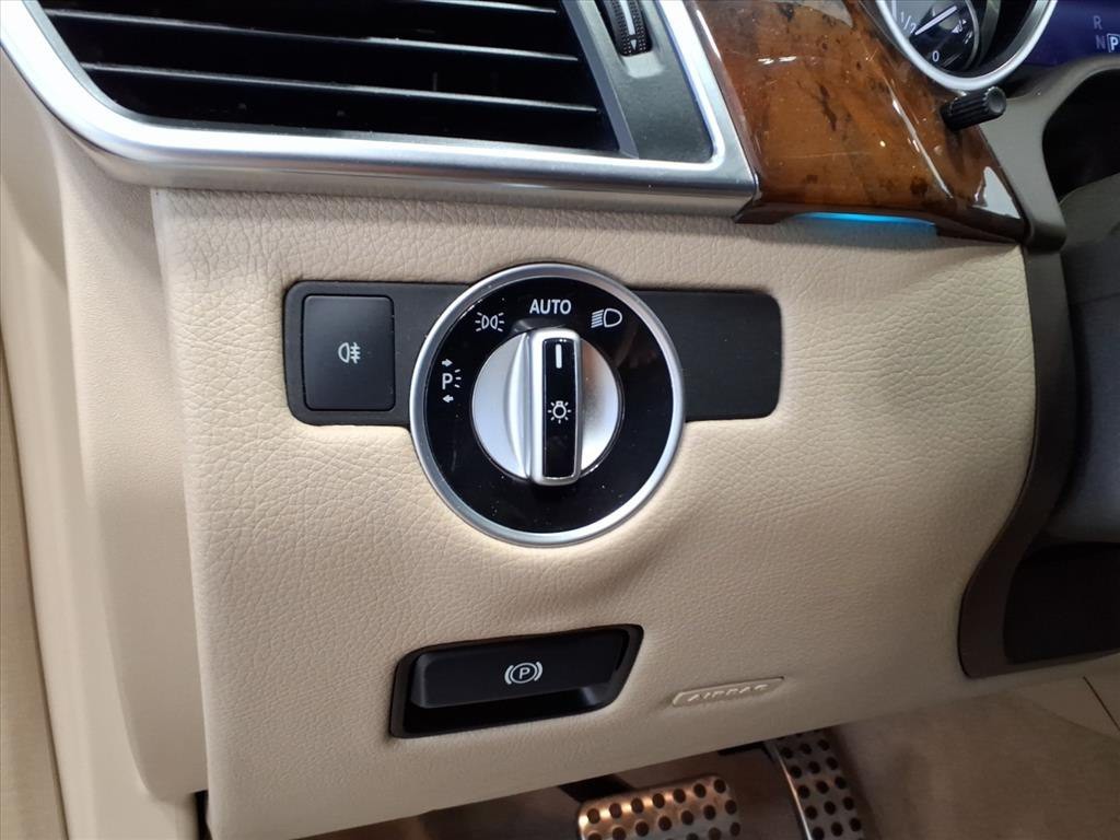 2015 Mercedes-Benz M-Class Image 17