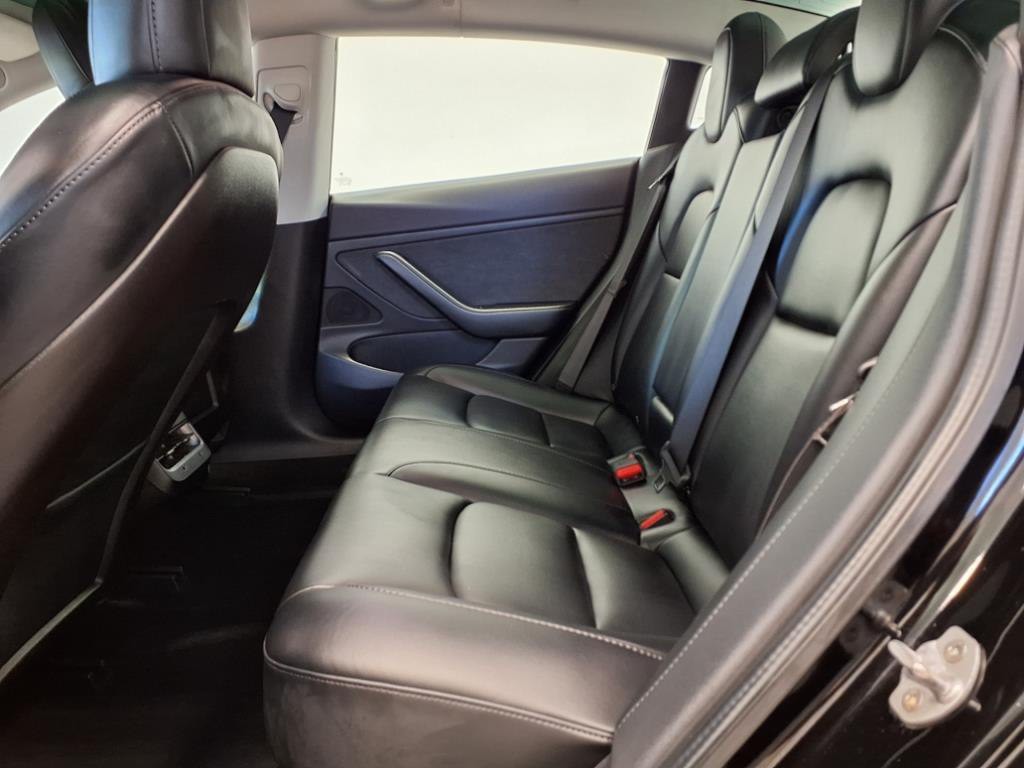 2020 Tesla Model 3 Image 8
