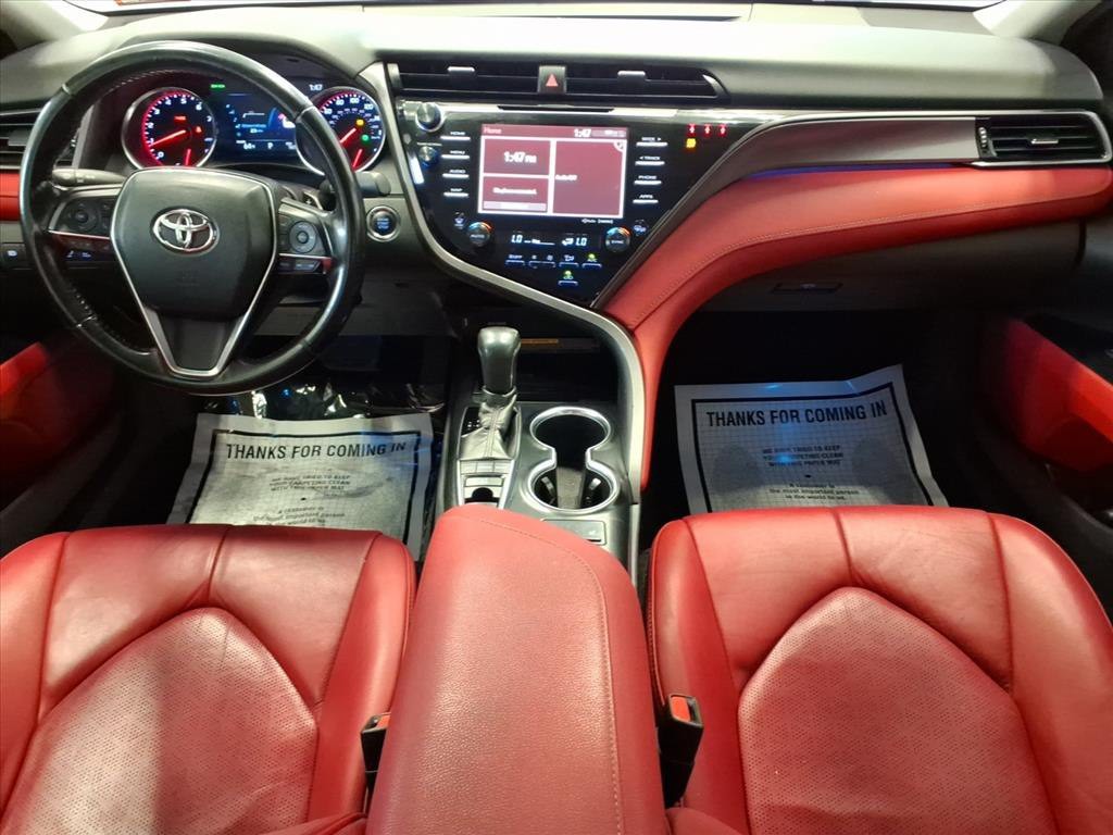 2019 Toyota Camry Image 12