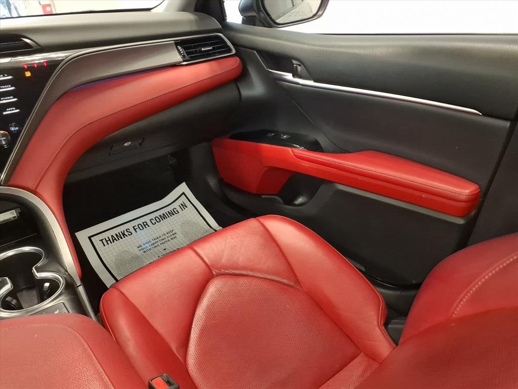 2019 Toyota Camry Image 13
