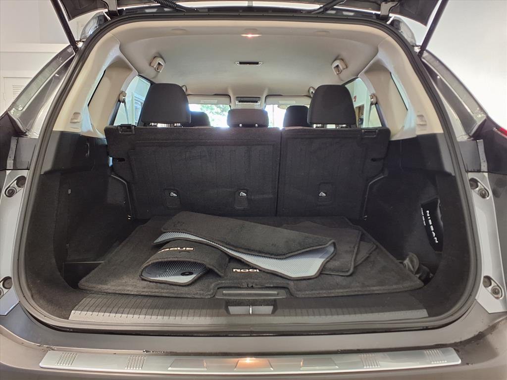 2021 Nissan Rogue Image 8