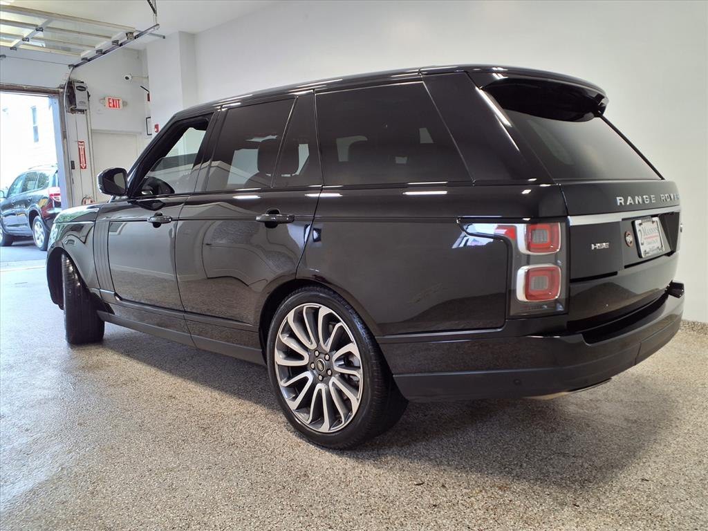 2019 Land Rover Range Rover Image 2