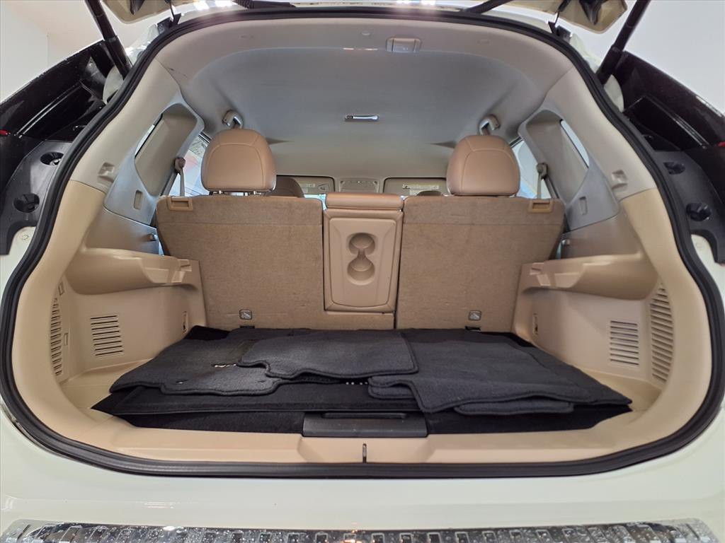 2017 Nissan Rogue Image 8