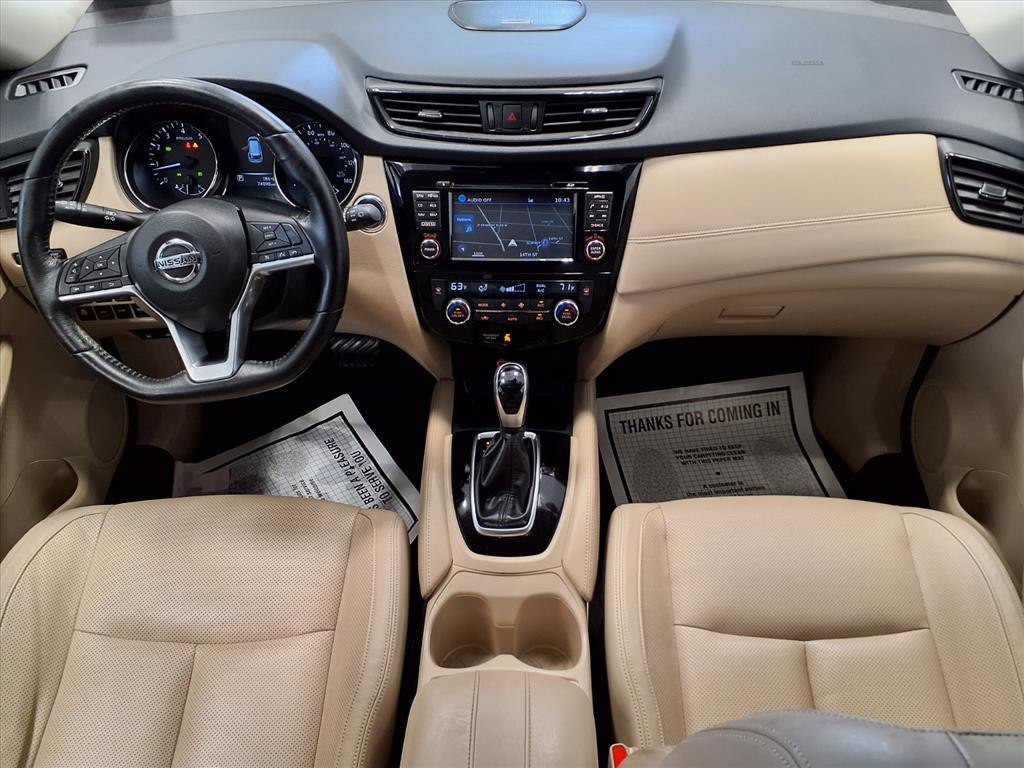 2017 Nissan Rogue Image 11