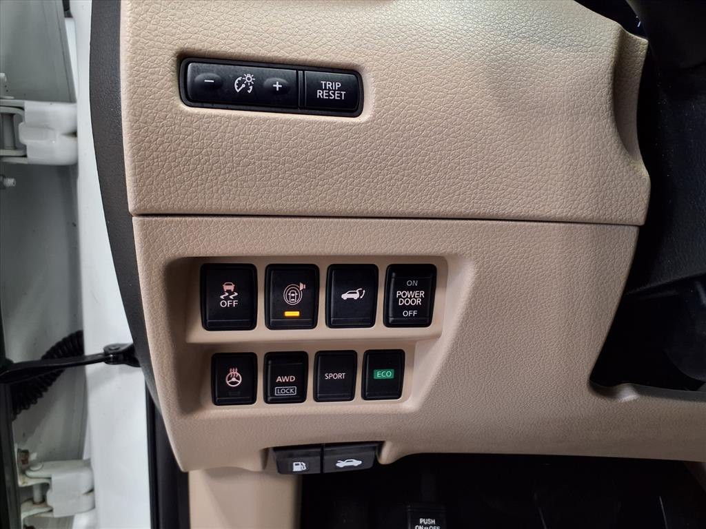 2017 Nissan Rogue Image 15