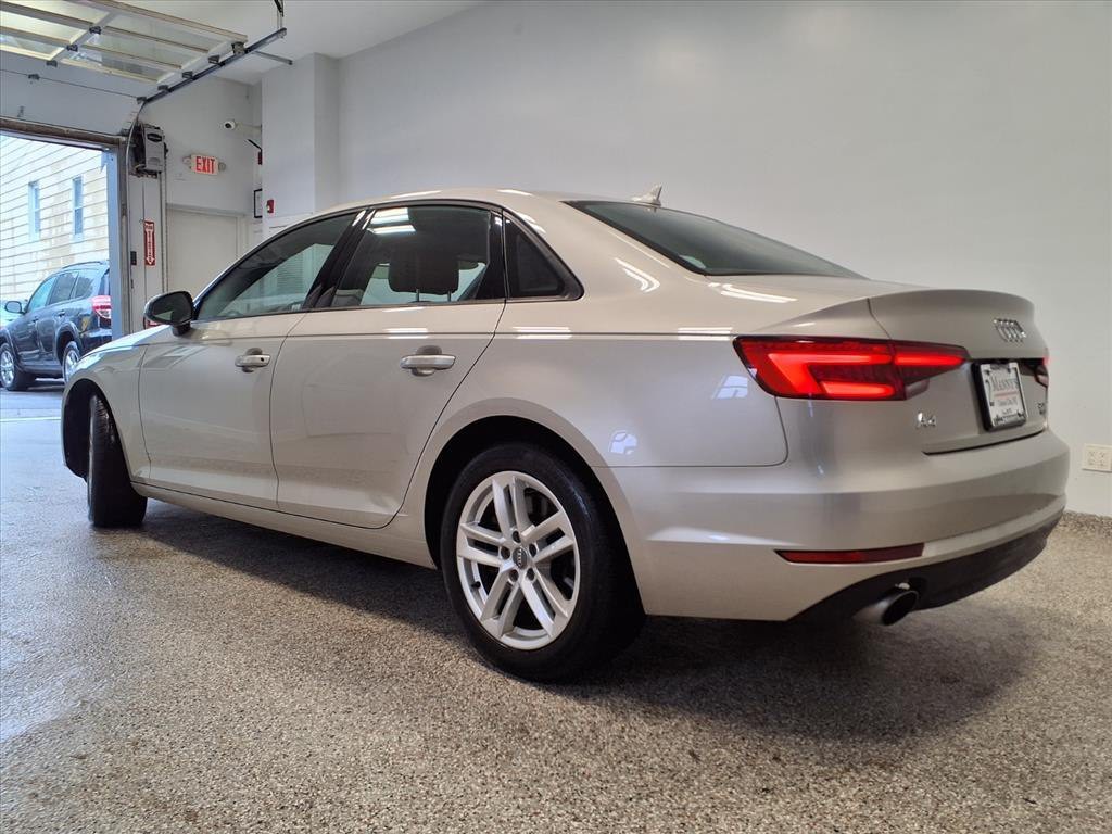 2017 Audi A4 Image 2