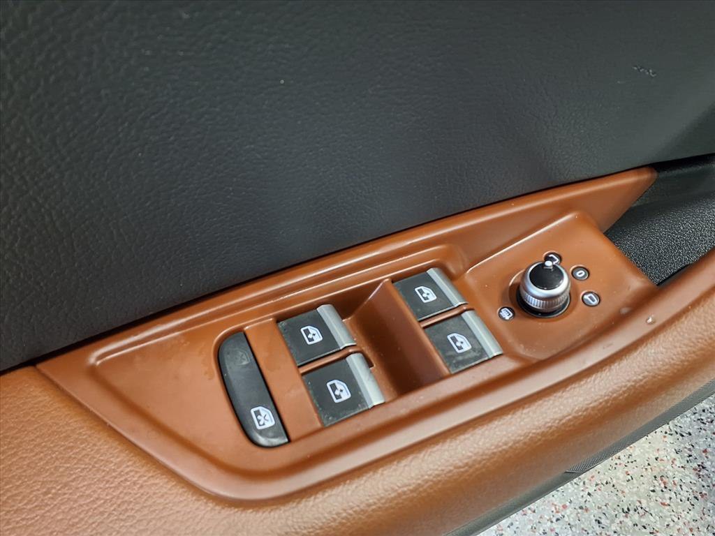 2017 Audi A4 Image 14