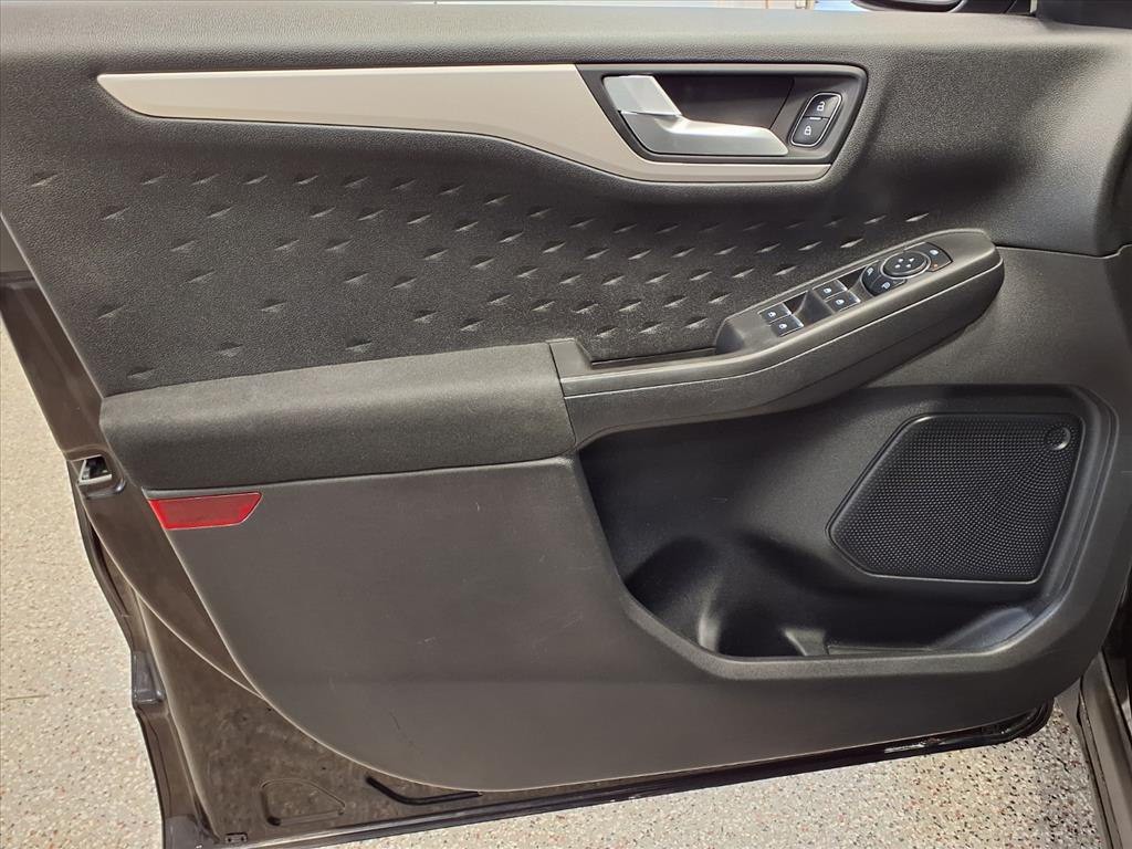 2020 Ford Escape Image 11