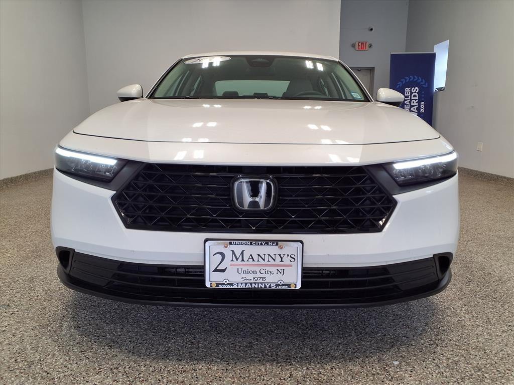 2023 Honda Accord Image 5