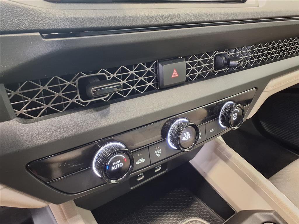 2023 Honda Accord Image 16